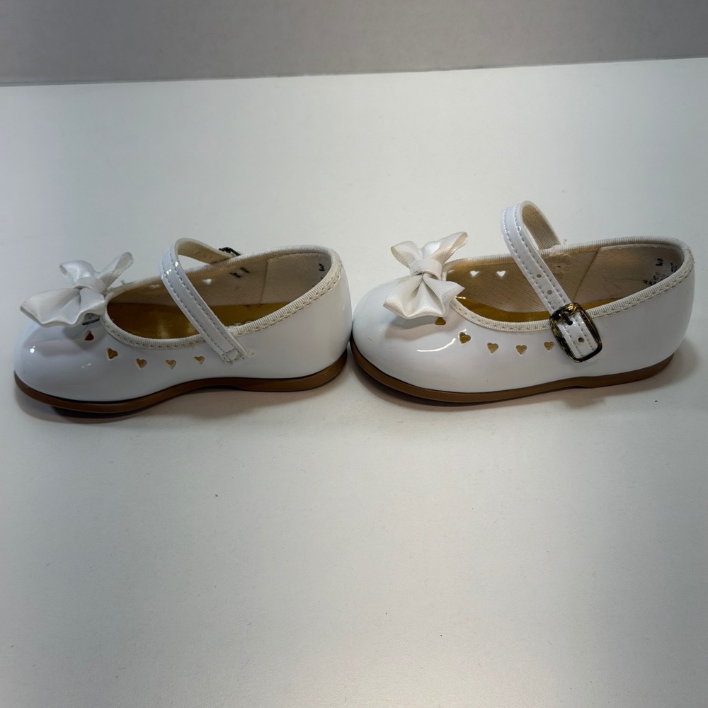 Small Steps Mary Jane Shoes Kids 3W White Patent Bow Heart Cutout Katie Vintage - Picture 3 of 9